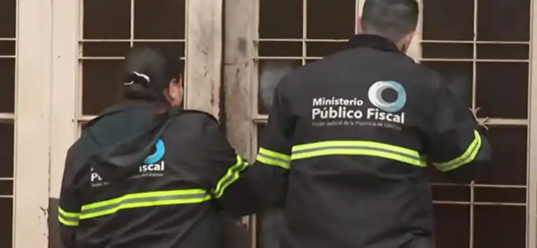 Peritan la casa del único detenido por la desaparición de Agostina en Córdoba