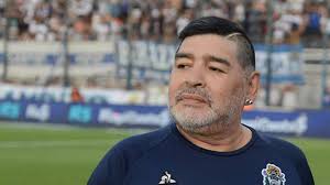 Maradona presentó una “cirrosis hepática” y tenía “edema” en el cerebro, según los médicos forenses