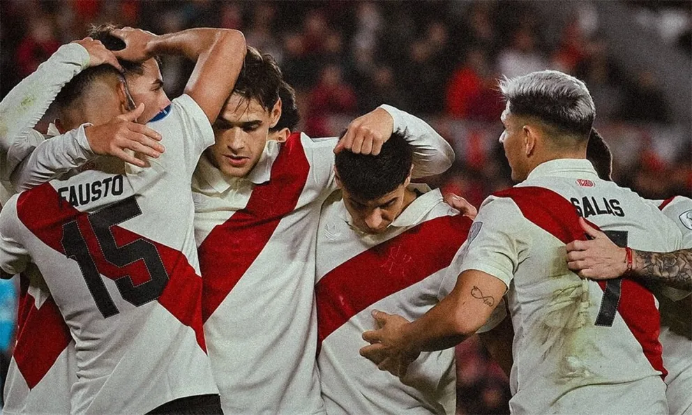 River goleó a Blooming y se clasificó primero en su grupo de la Copa Sudamericana