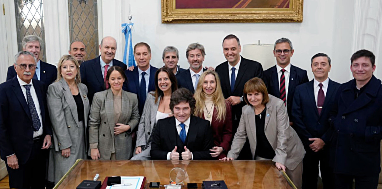 Milei reúne al Gabinete en medio de fuertes internas por el impacto que está teniendo el Gobierno por la investigación contra Adorni