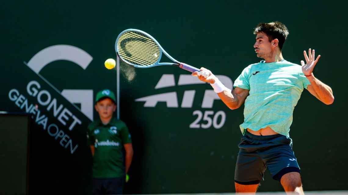 Navone logró el batacazo ante Ruud y se metió en la final del ATP 250 de Ginebra