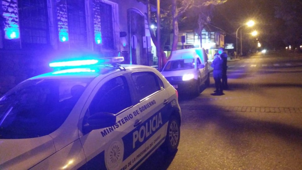Identificaron a un sospechoso del homicidio de este fin de semana en Rawson y secuestraron un cuchillo