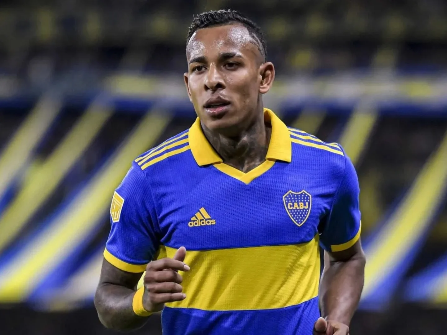 Sebastián Villa: “Riquelme me puede llamar, no le cierro las puertas a nadie”