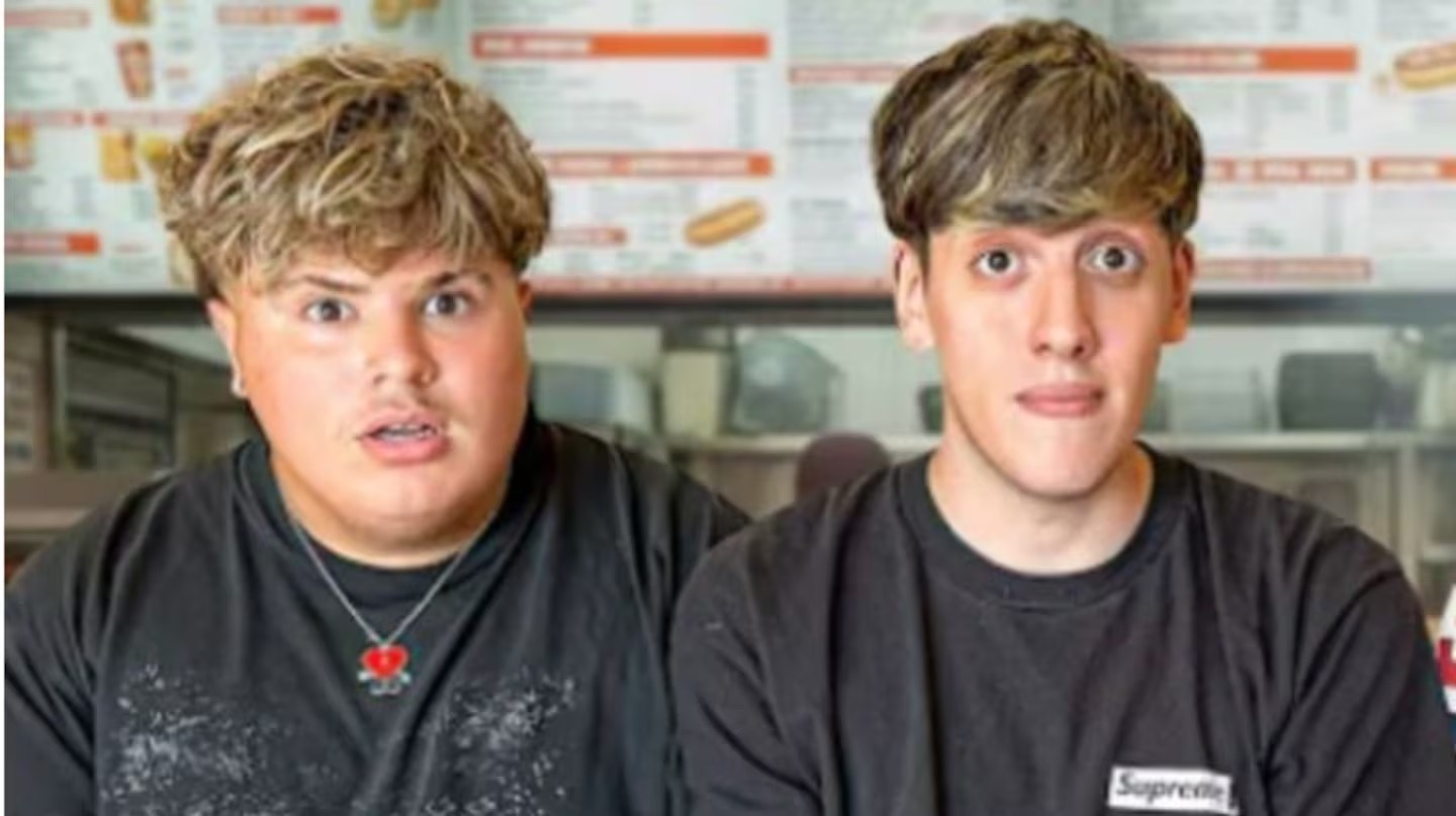 Arrestaron a dos youtubers argentinos durante un partido del Mundial en Miami por un delito grave
