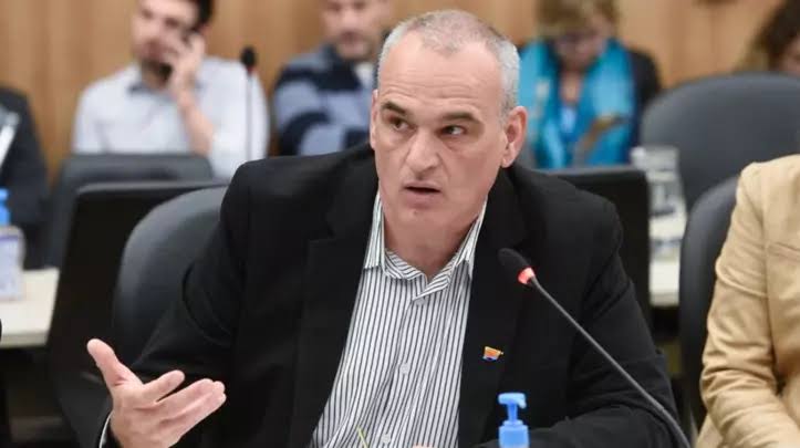 Rivera defendió el traspaso de bienes de YPF: “Serán destinados 100 por ciento a los comodorenses”