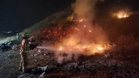 Irán lanzó misiles a Israel y Tel Aviv respondió con un bombardeo a Teherán, pese a las advertencias de Trump