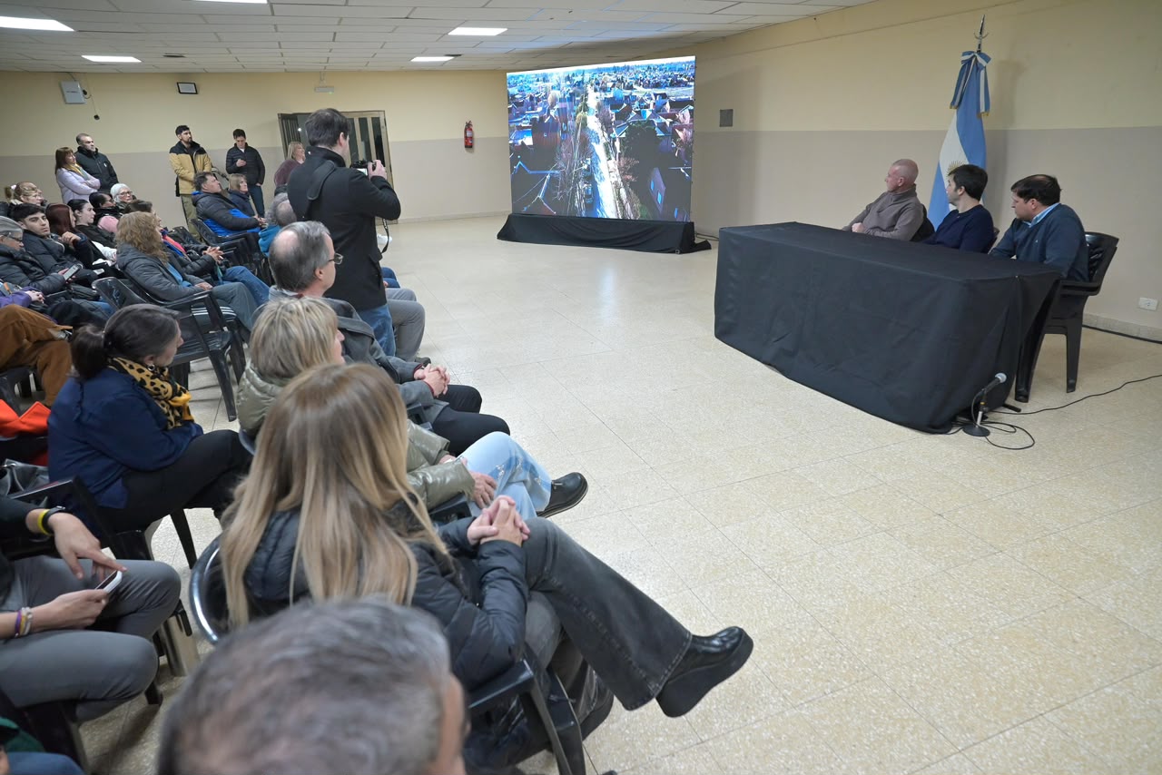 Plan Galina: Provincia financiará la pavimentación del barrio Docente de Gaiman con una inversión cercana a los $ 2.000 millones
