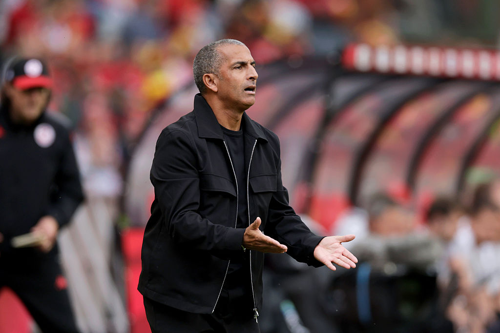 Túnez se quedó sin técnico tras caer por goleada frente a Suecia