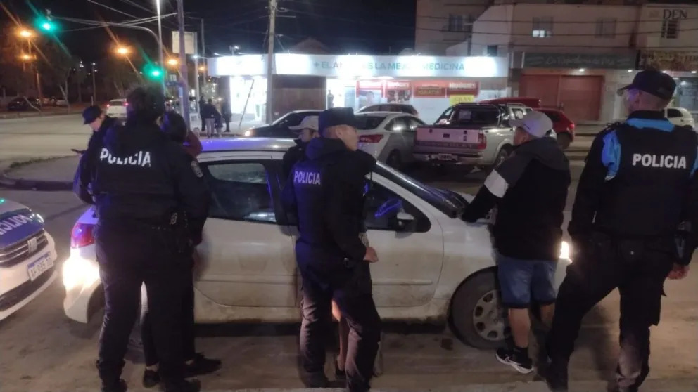 Tras jurar venganza, detuvieron armado a la pareja de la mujer asesinada durante un tiroteo en Comodoro Rivadavia
