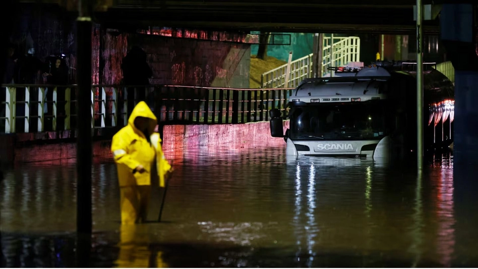 Aumentan a 13 las personas fallecidas por temporal que azota a Chile