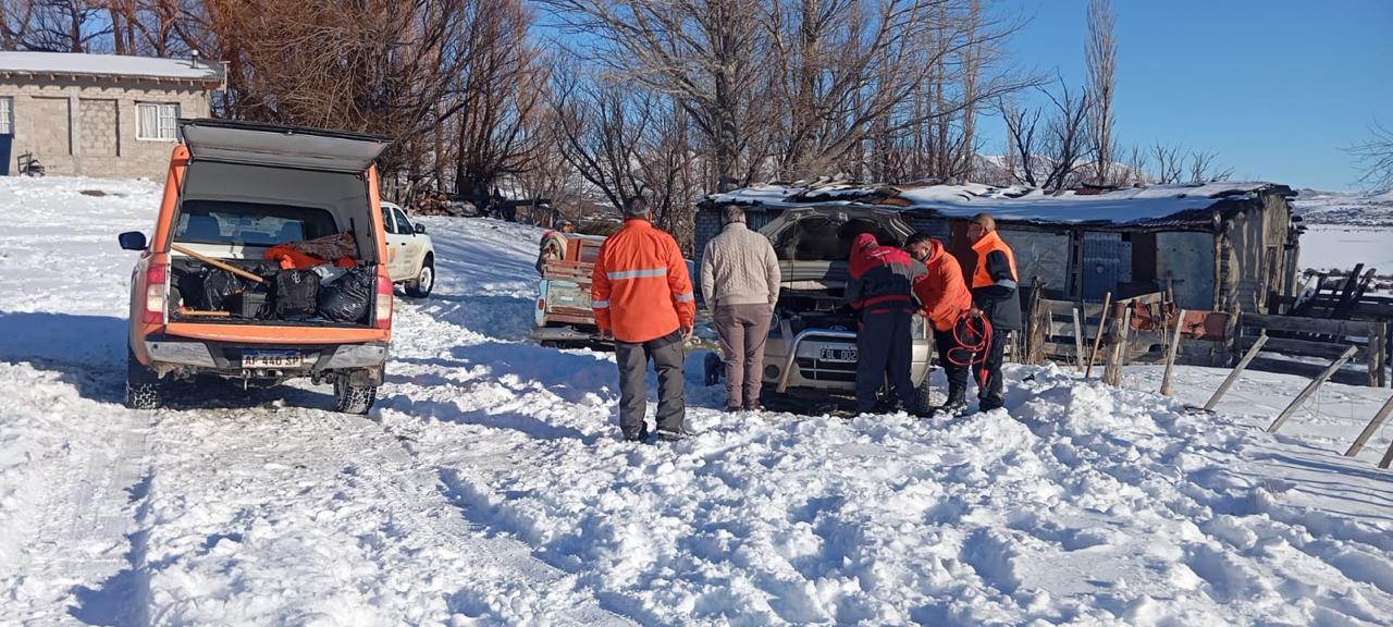 Chubut: El Gobierno despliega un operativo para asistir a pobladores afectados por la nieve