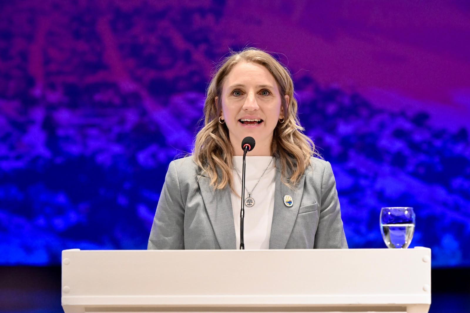 Peralta: “Gracias al acompañamiento del Gobierno Provincial, hoy podemos decir que en Rada Tilly ya no hay obras paralizadas”