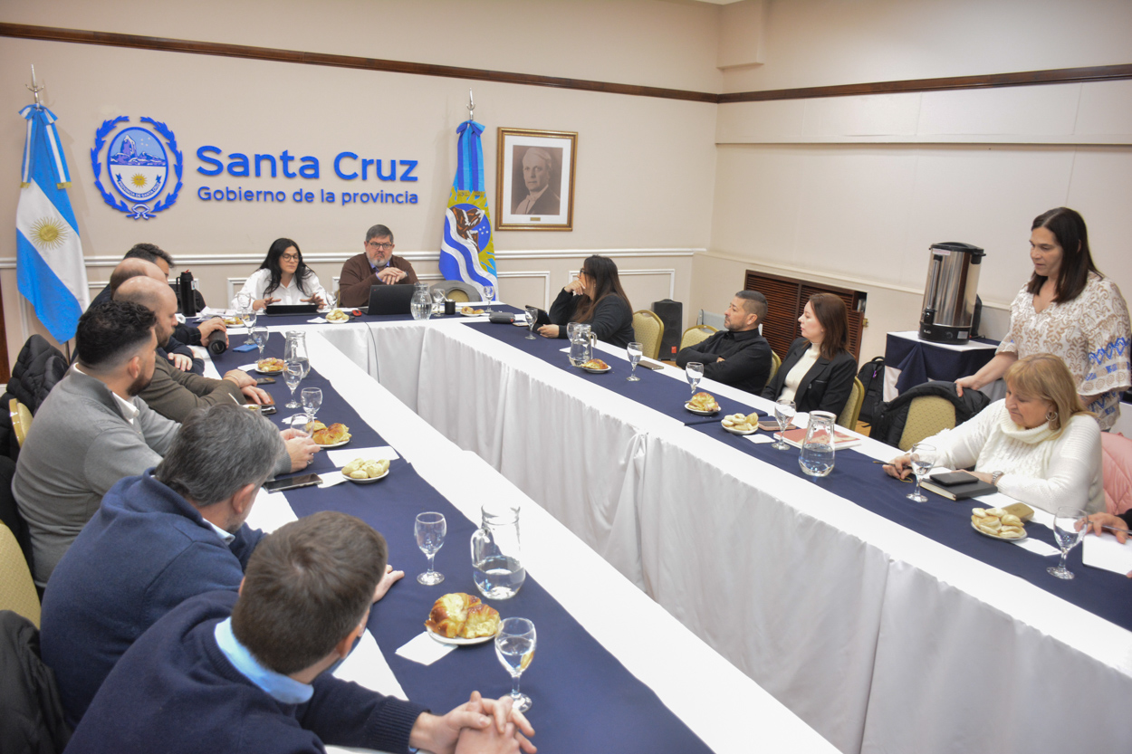 Santa Cruz: Tras el fallo del Tribunal Superior de Justicia, Provincia e intendentes avanzan en una agenda para fortalecer el sistema previsional