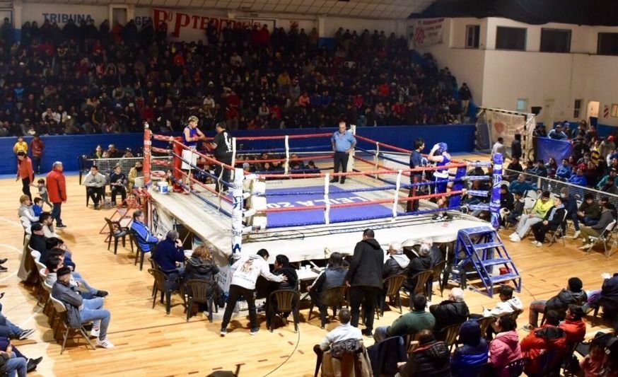 Glorias del boxeo de la región se reunirán en Trelew en una velada solidaria por Orlando Castro