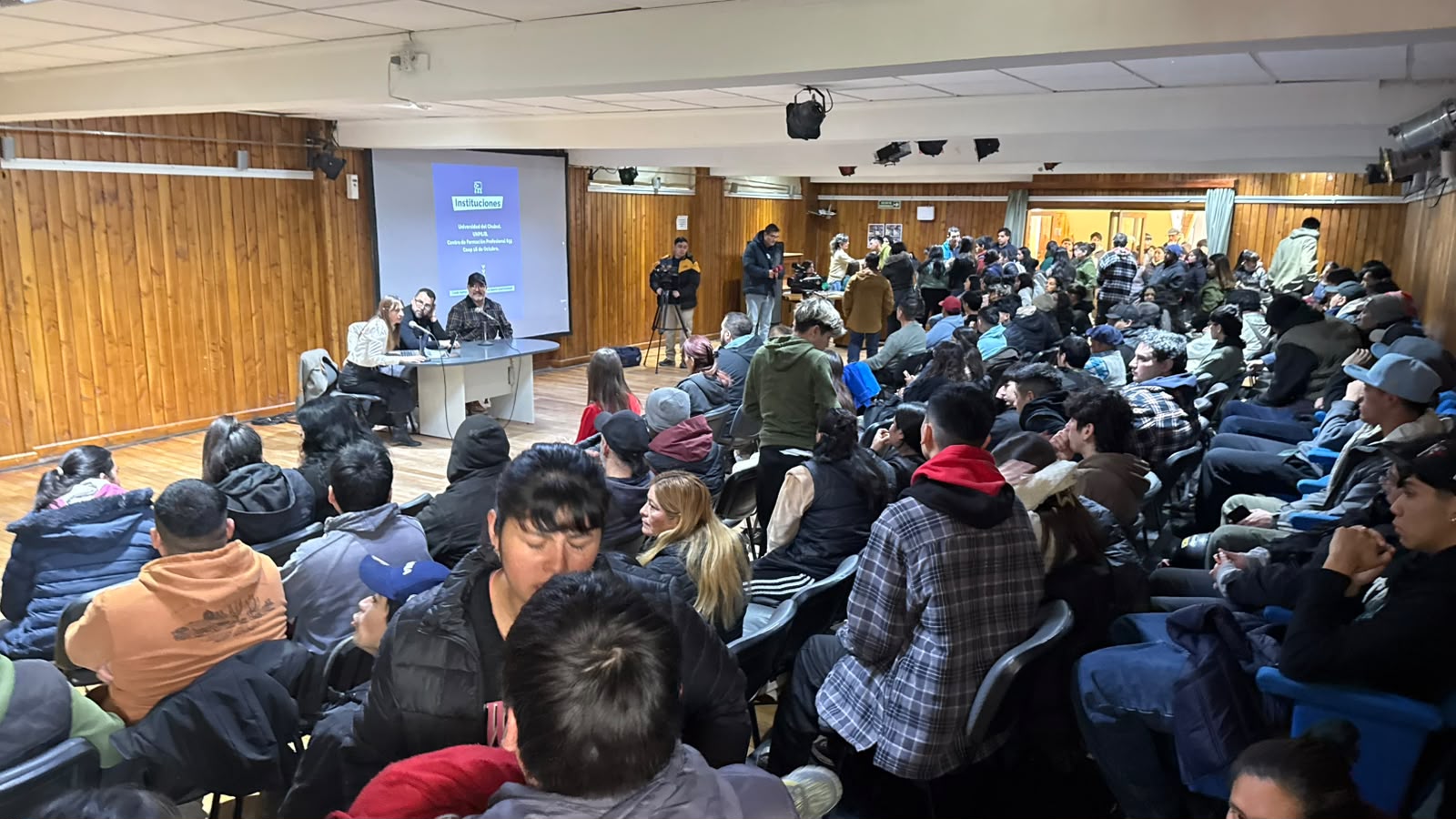 Esquel presentó el Programa Municipal de Asistencia Económica y Capacitaciones para más de 180 vecinos