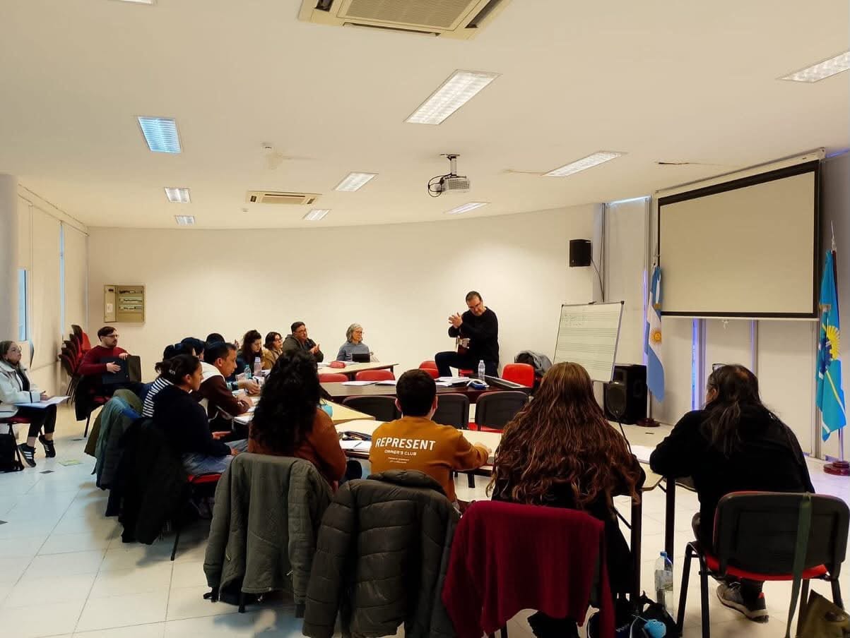 Provincia fortalece el desarrollo de la actividad coral en Chubut