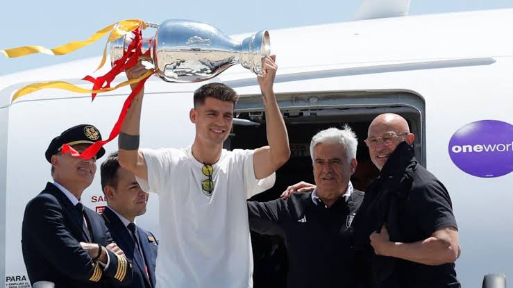La selección de España llegó a Madrid con la Copa del Mundo y preparan una celebración histórica para casi un millón de personas