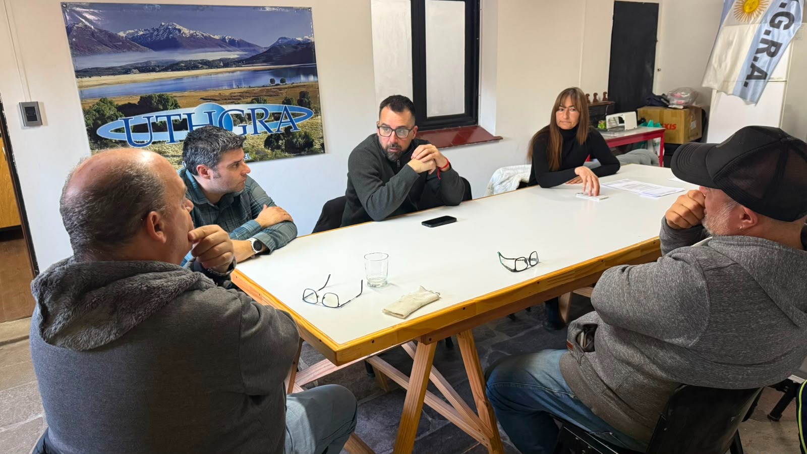 Esquel: El municipio impulsa nuevas capacitaciones laborales junto a UTHGRA para fortalecer el empleo en el sector turístico