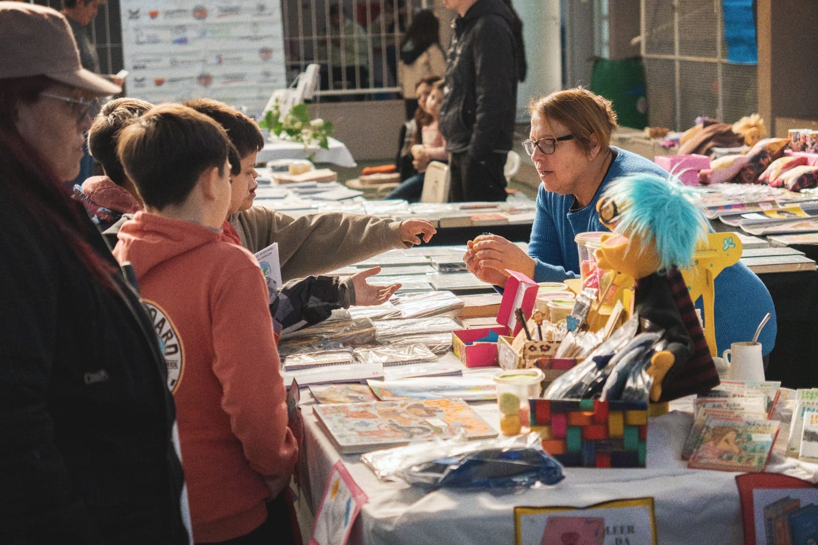 Continúan abiertas las inscripciones para participar de una nueva Feria Municipal del Libro de Rawson