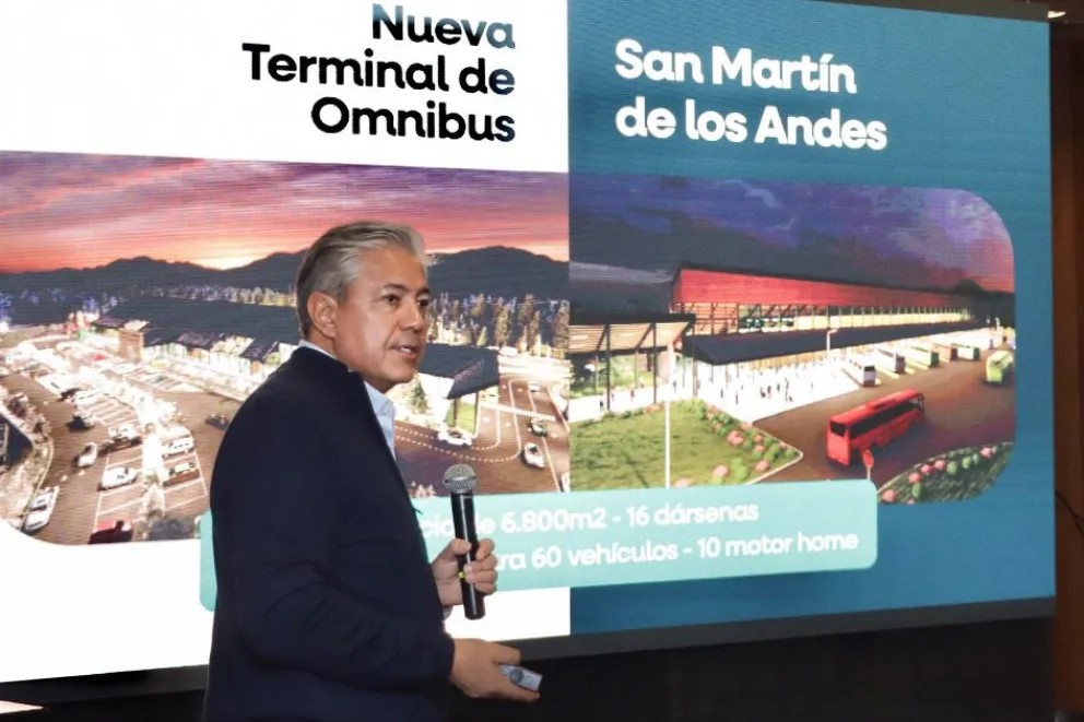 Figueroa destacó las obras en el sur y aseguró que la región está tomando “otro vuelo”