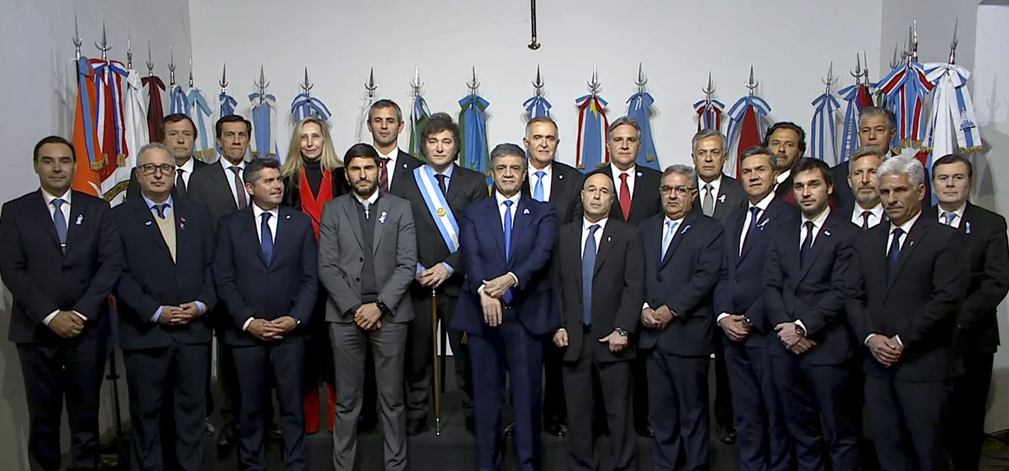 La Casa Rosada pone en duda un acuerdo con gobernadores para 2027 y planea competir con candidatos propios en varias provincias