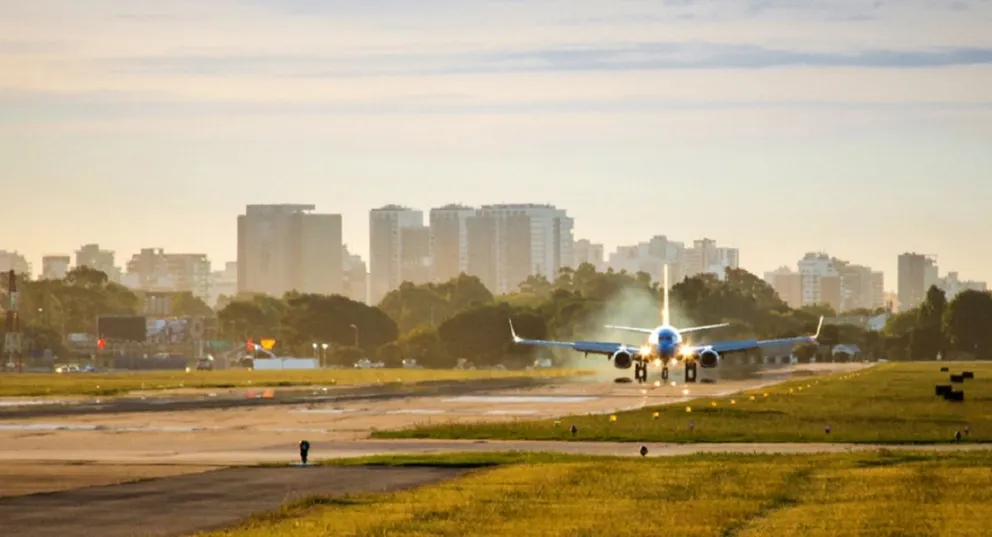 Argentina consolida su recuperación aérea y cierra 2025 con 33,3 millones de pasajeros