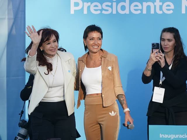 Interna al rojo vivo en el peronismo: Mayra Mendoza apuntó contra Kicillof y dijo que “aquellos que se creen candidatos no tienen el coraje que le sobra a Cristina”