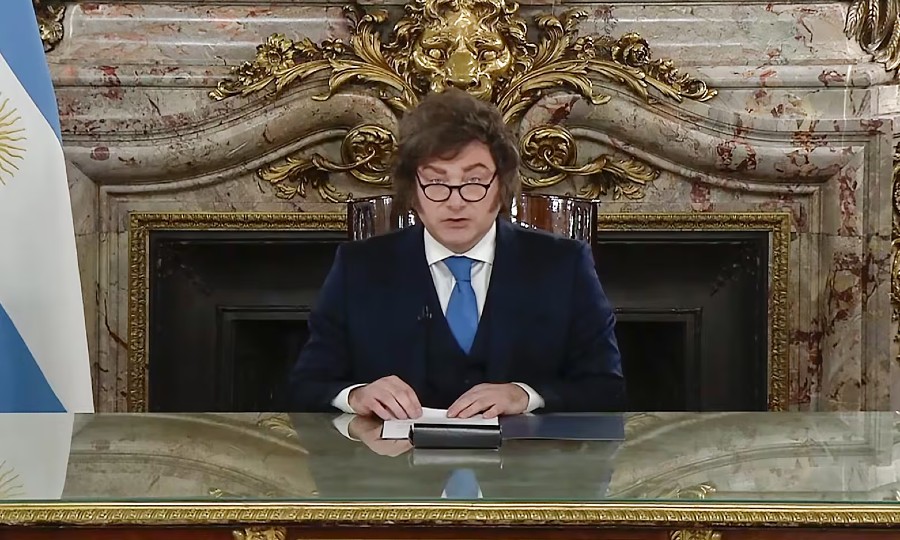 Milei presentó el proyecto de reforma de la Carta Orgánica del Banco Central: “Pone fin a la estafa de falsificar dinero”