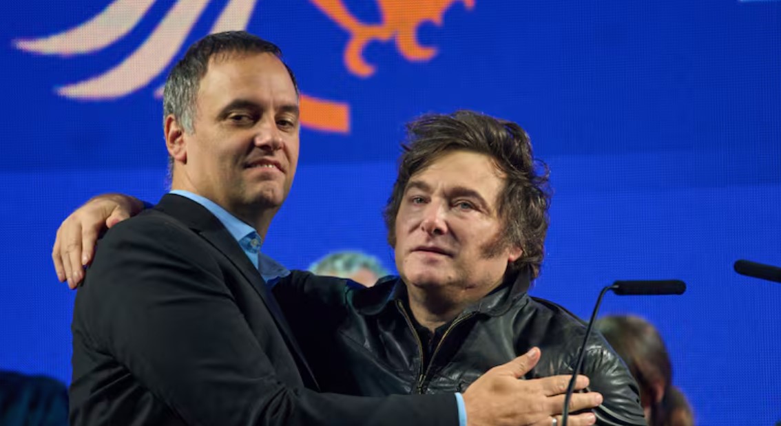 Javier Milei: “Hablé hace muy poco con Adorni, para mí es honesto”