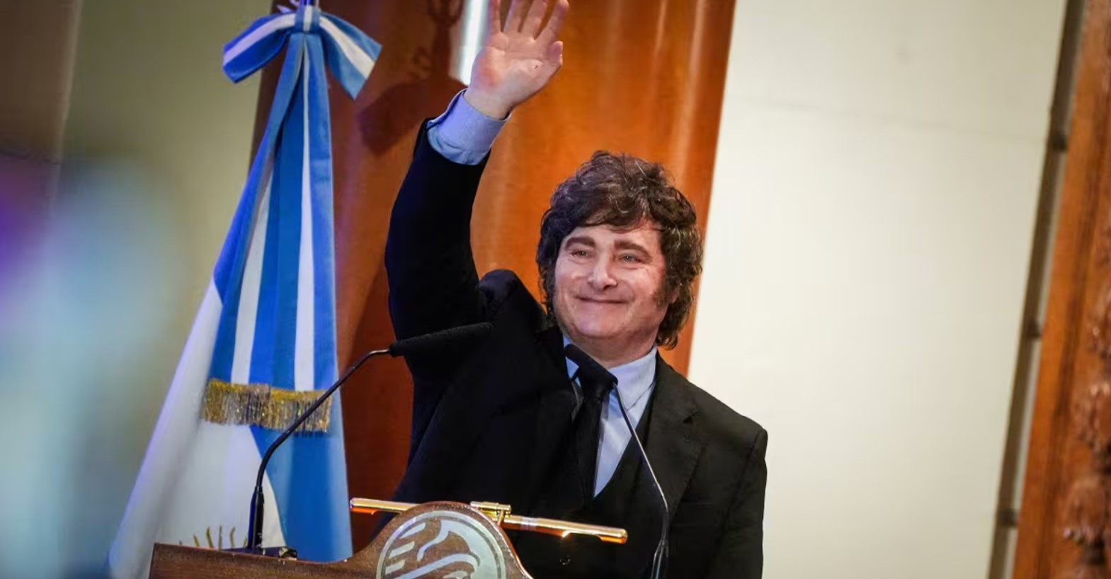 Milei se pone el traje: Ratificó que buscará la reelección y aseguró que “voy a terminar este mandato y voy a tener cuatro años más”