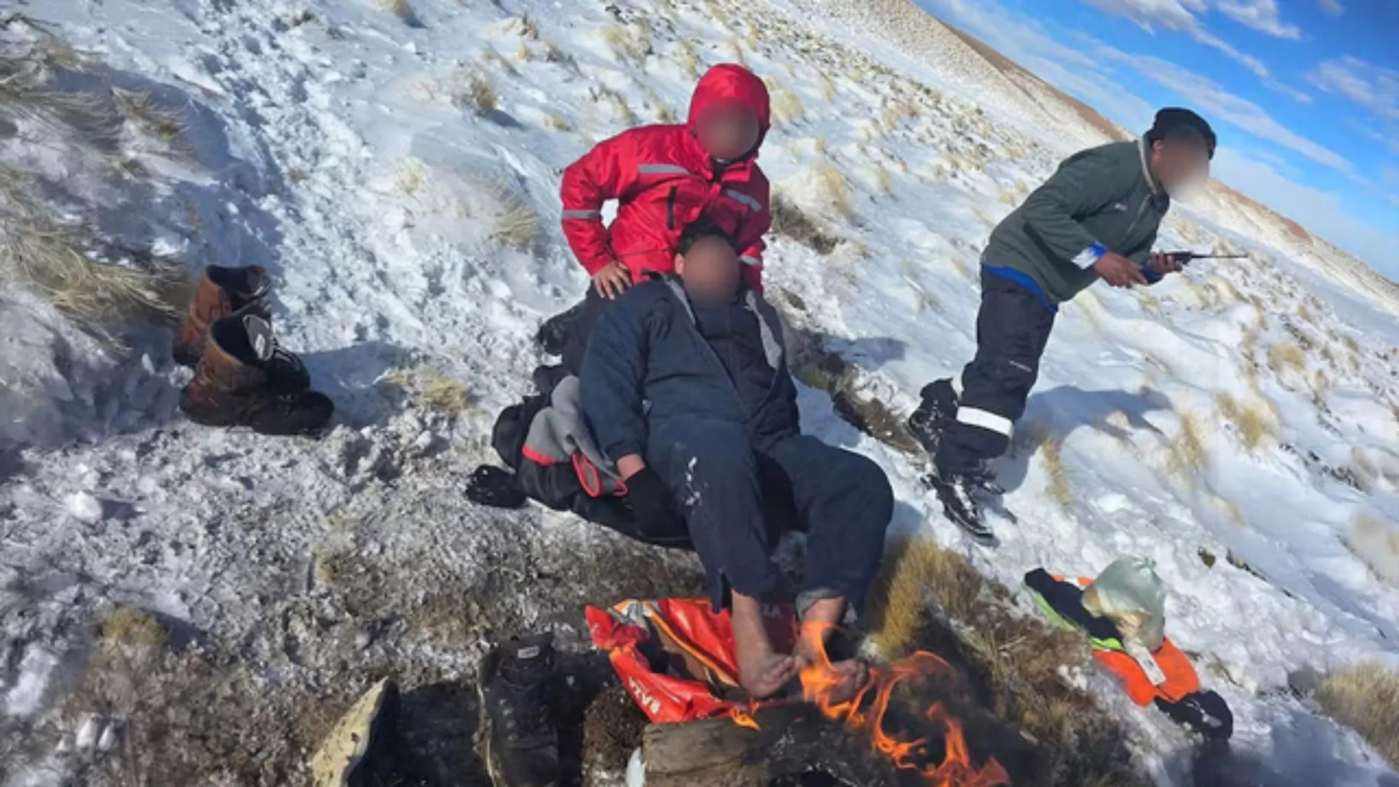 Un bombero de Catamarca contó cómo fue el rescate de los mineros que estuvieron tres noches atrapados en la nieve: “Un milagro”