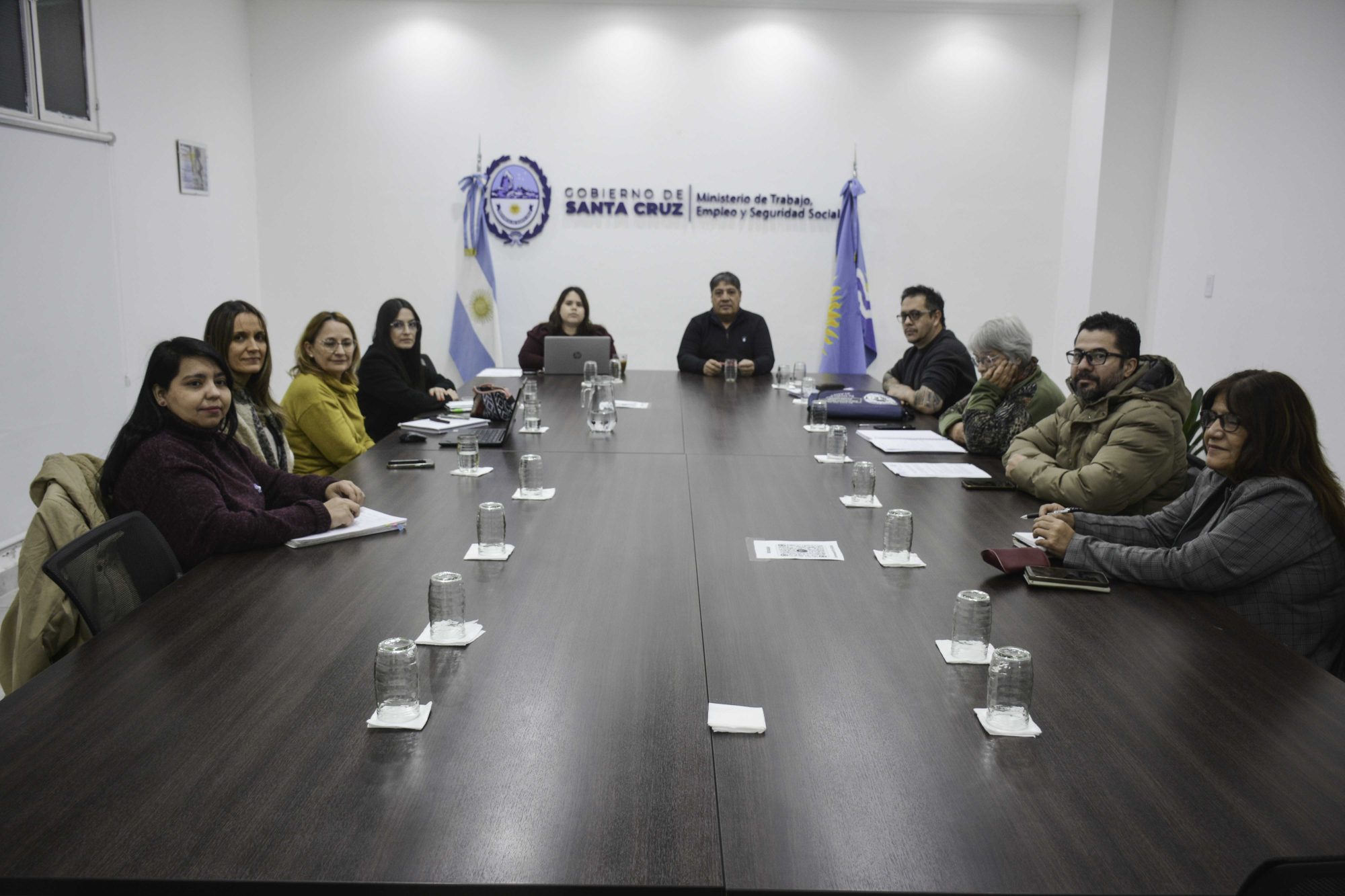 El Gobierno de Santa Cruz cerró la paritaria docente con un acuerdo salarial del 17,8% acumulado 
