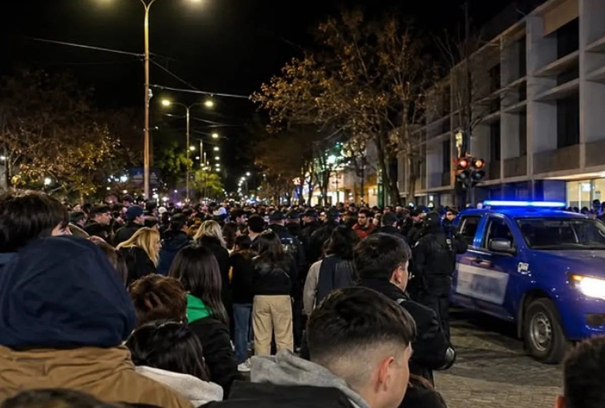 Un joven de 20 años fue asesinado a tiros durante los festejos por el triunfo de la Selección argentina