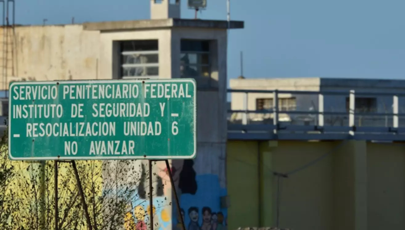 Abogado detenido en Chubut: Intentó ingresar droga y una navaja para los clientes que estaban presos en la cárcel federal de Rawson