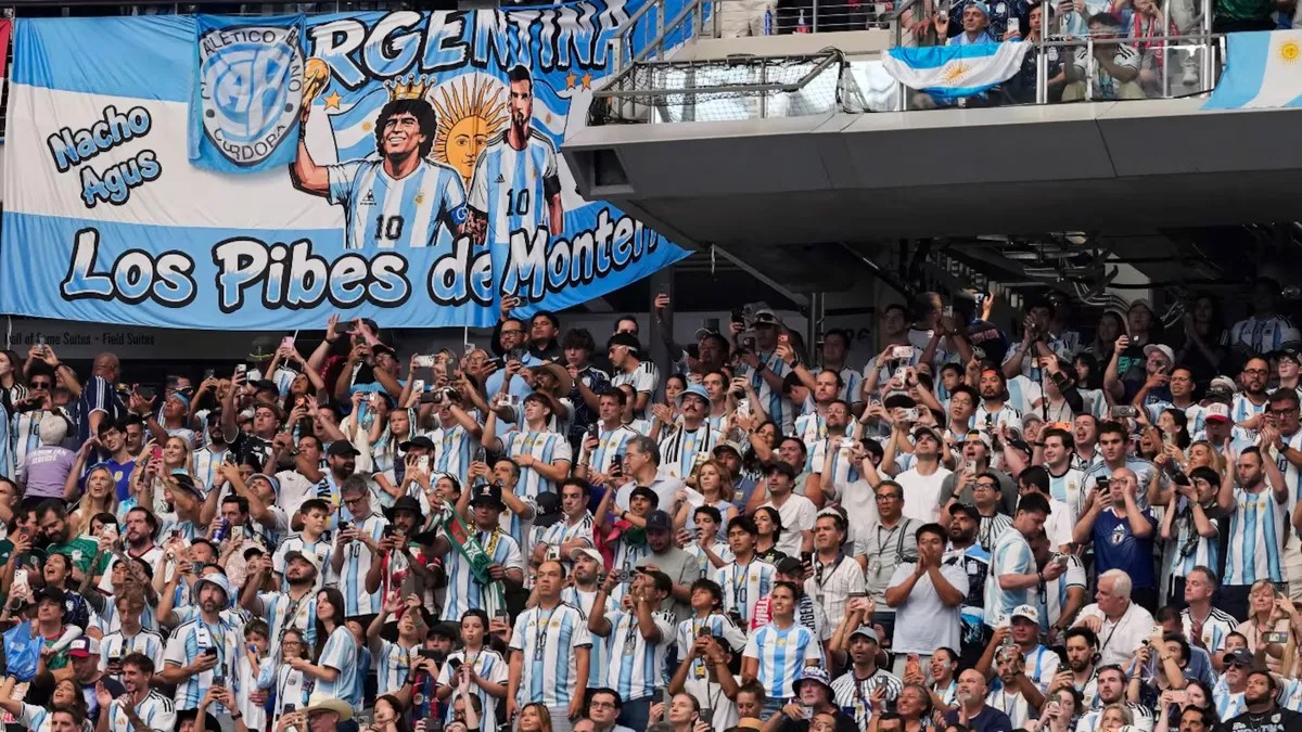 Argentina juega contra Egipto: Viajar a Atlanta para el partido de la Selección cuesta entre 6 y 7 millones de pesos por tres días