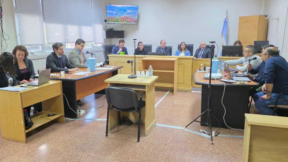 Esquel: Comenzó el juicio contra un enfermero acusado de robar morfina del Hospital Zonal