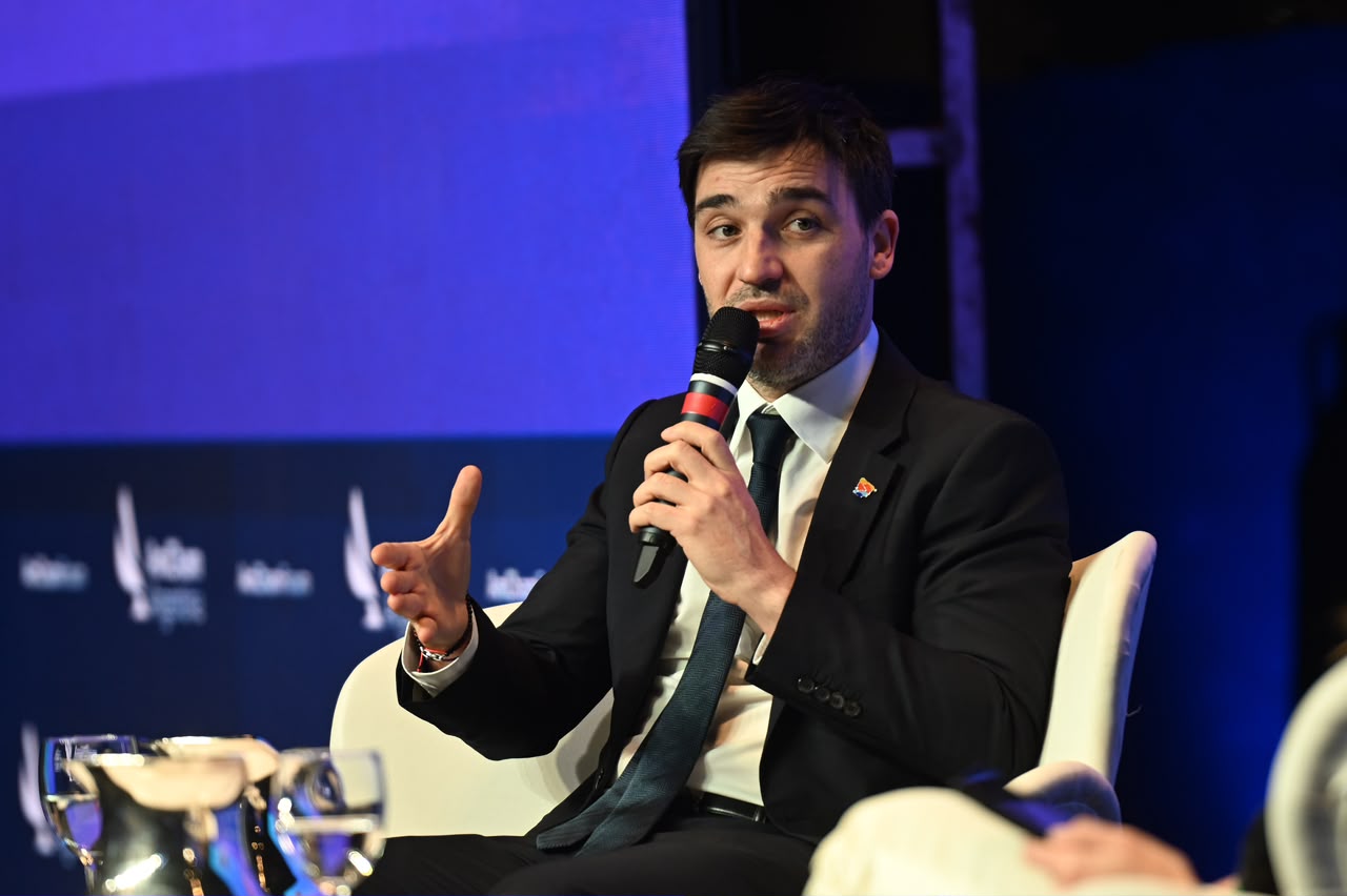 Torres destacó el potencial energético de Chubut y llamó a construir una agenda federal de desarrollo