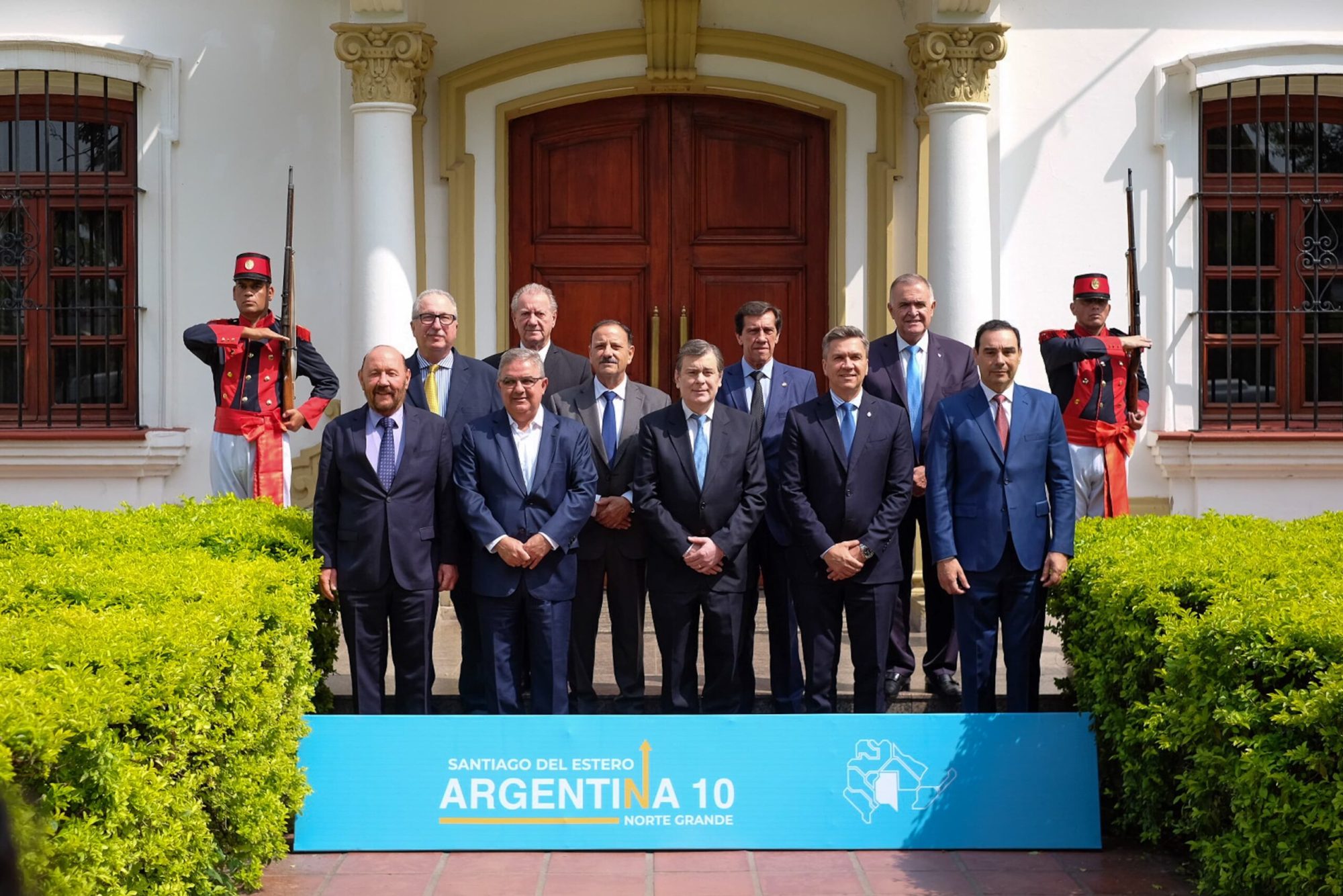 El Gobierno reúne a gobernadores del Norte Grande para buscar respuestas al planteo de las zonas cálidas