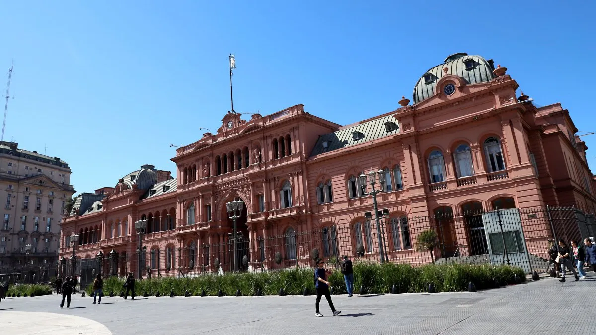 El Gobierno autoriza ventas y subastas de terrenos e inmuebles del Estado