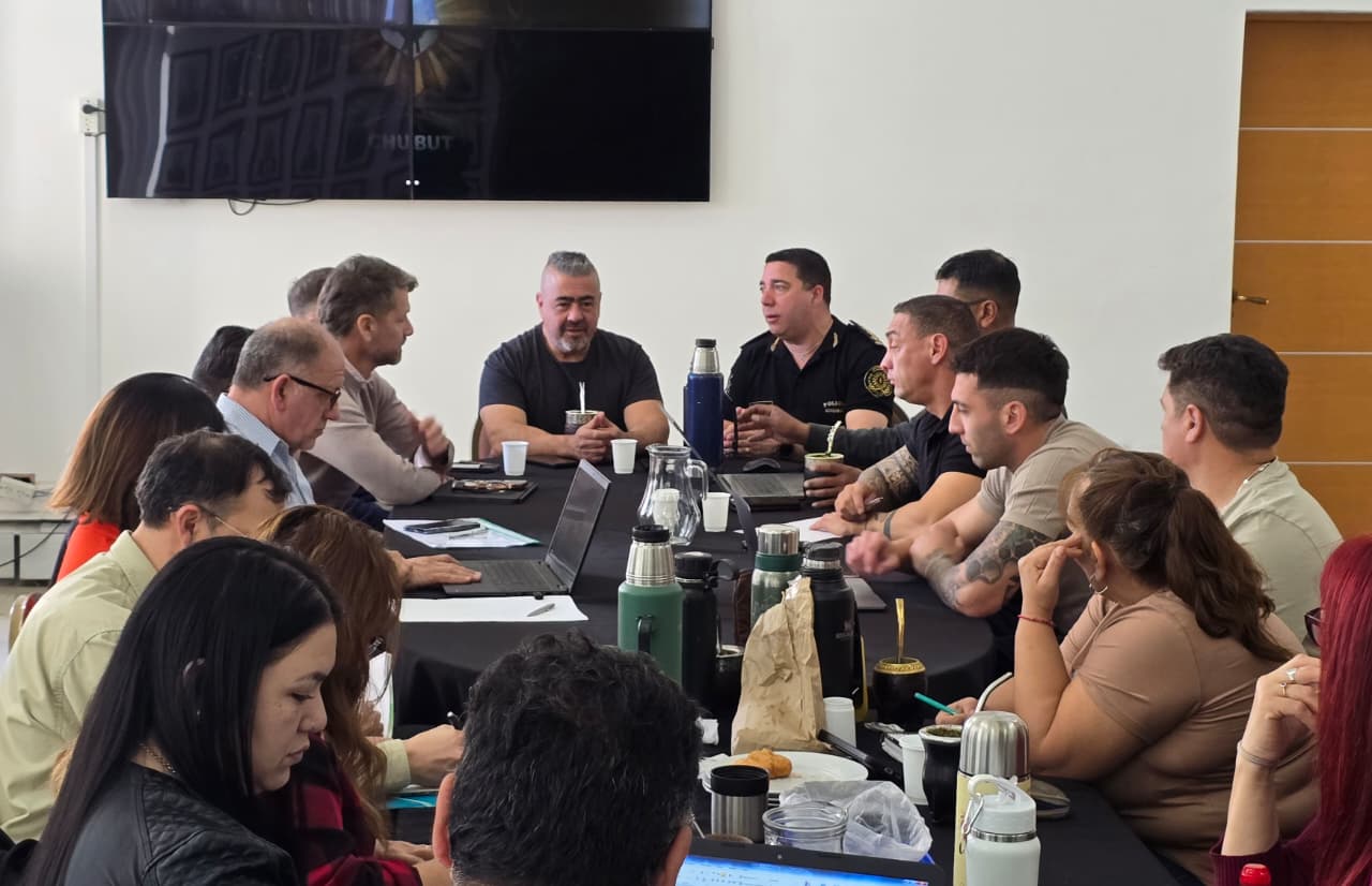 Provincia acordó con el Consejo de Bienestar Policial una nueva actualización salarial para activos y retirados de la Policía del Chubut