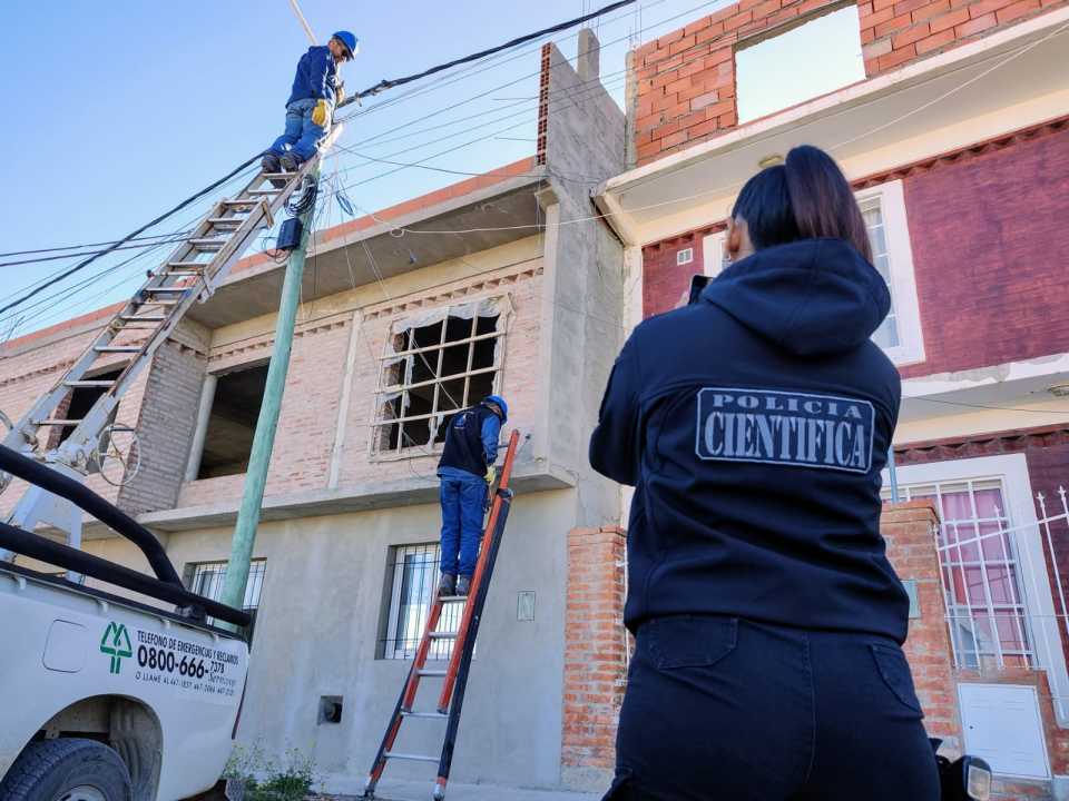 Cobraba por instalar cable clandestino en Madryn: la Fiscalía formuló cargos y le abrió una investigación