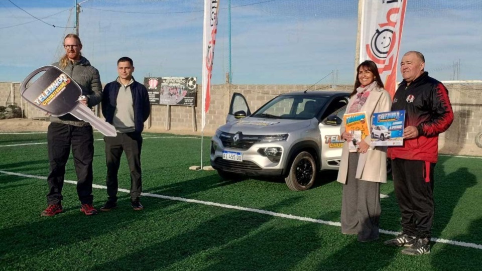 Lotería del Chubut entregó un 0 km del Telebingo Deportivo