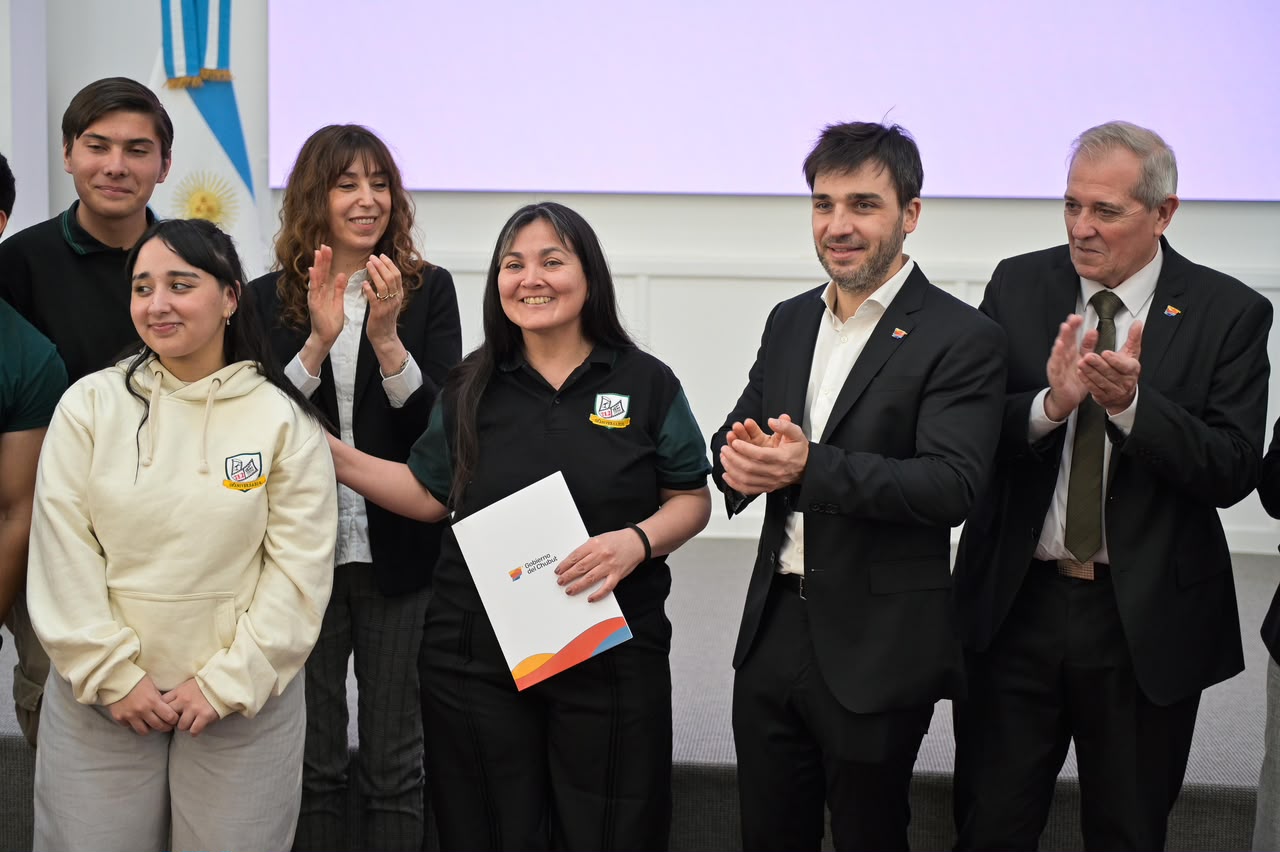 Punta destacó el programa “Escuelas FoCo” para fortalecer la educación secundaria y ampliar oportunidades