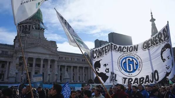 Los gremios sostienen la marcha pese a los cambios en la Ley de Tierras