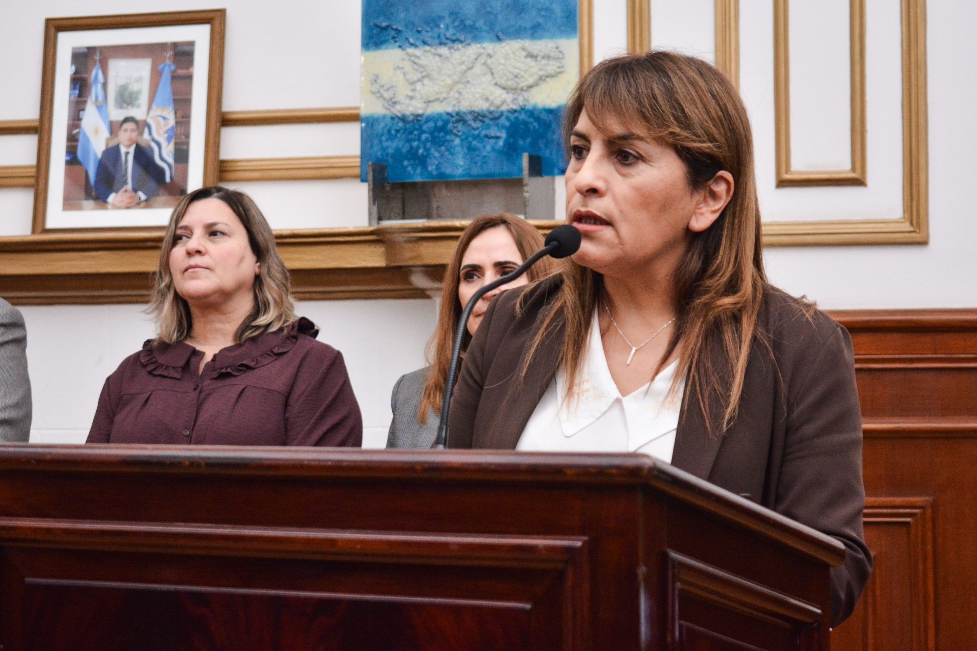 Santa Cruz otorgará un estímulo de $ 500 mil a docentes con asistencia y desempeño efectivo