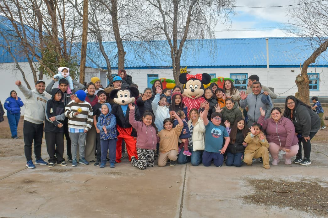 Chubut inició en Los Altares el Mes de las Infancias con una jornada de juegos y actividades