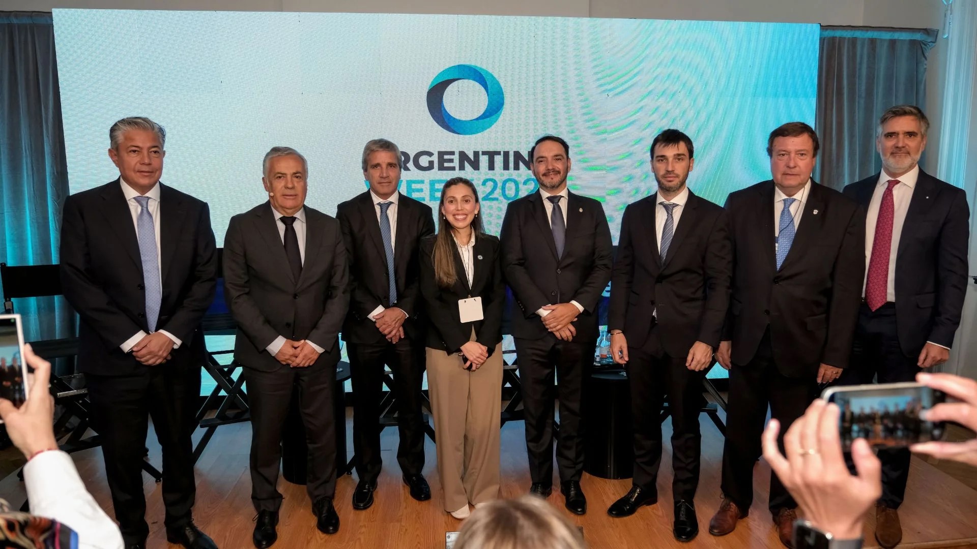 Argentina Week en París: Milei, Torres y otros gobernadores estarán presentes en la cumbre con el objetivo de atraer inversiones