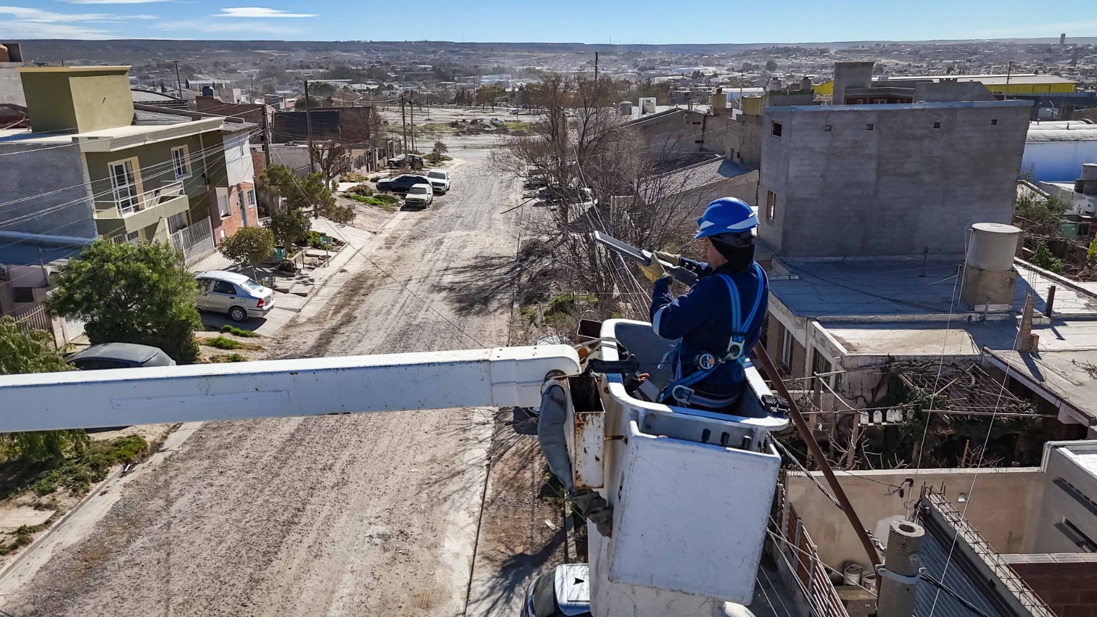Madryn avanza con la renovación del alumbrado público en distintos sectores de la ciudad