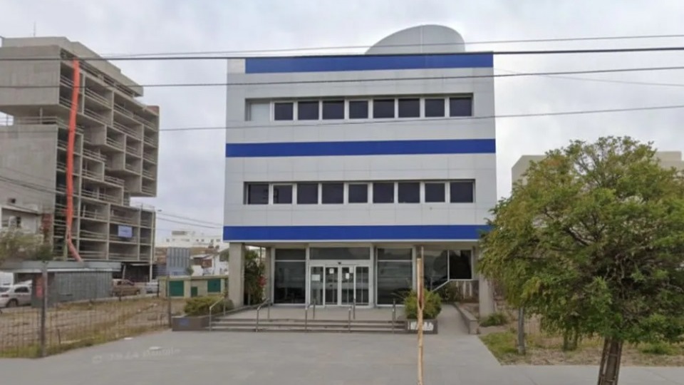 Madryn: deberá donar útiles escolares tras protagonizar disturbios y llevar un cuchillo a una escuela
