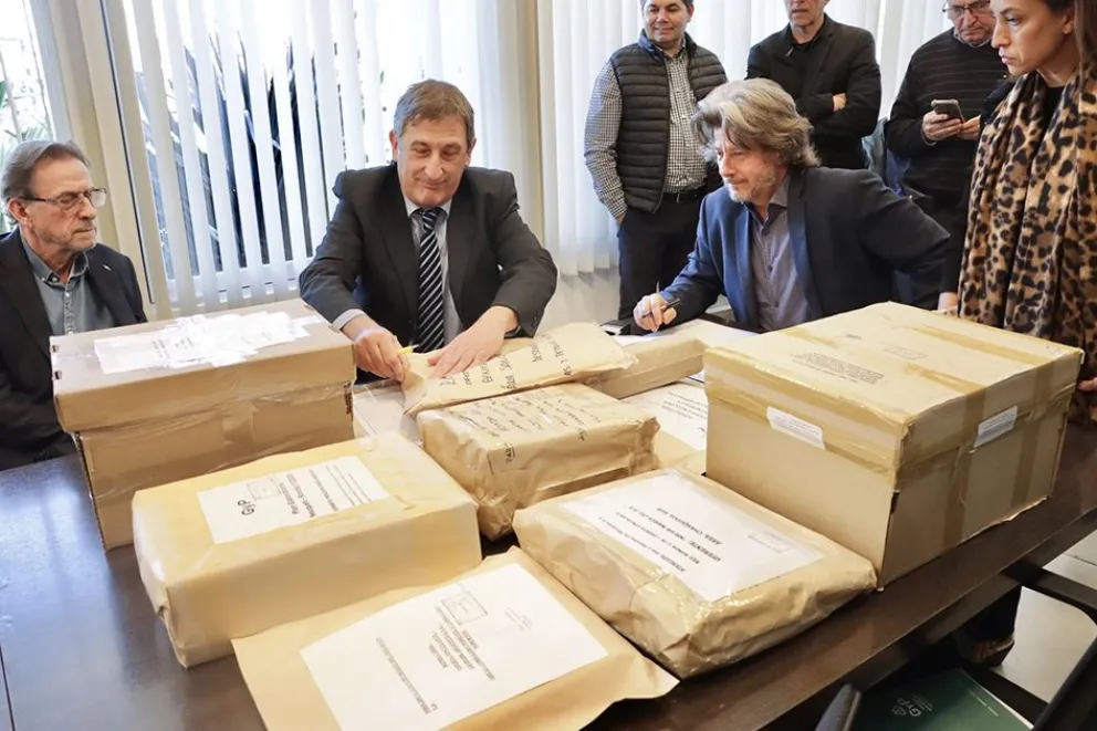 Neuquén avanza en la expansión de Vaca Muerta con ofertas de diez empresas